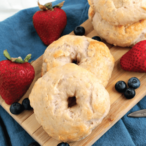 Mixed Berry Greek Yogurt Bagels