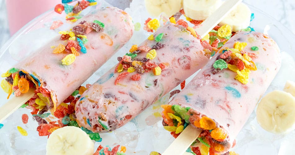 Milk and cereal breakfast popsicles