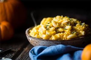 Smoky Pumpkin Greek Yogurt Mac & Cheese