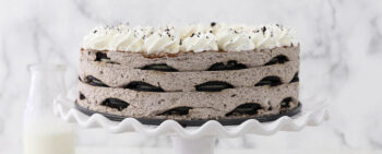 No-Bake Oreo Mousse Cake