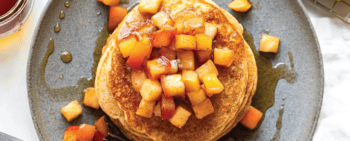 apple cinnamon pancakes
