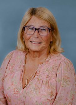 Lois Douglass-American Dairy Association Mideast-Board